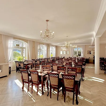 Hotel Magnolia Iii
