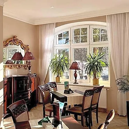 Hotel Magnolia Iii