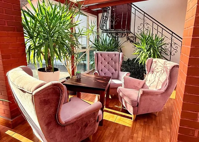 Magnolia Iii 酒店 *